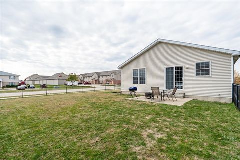 Tiny photo for 1101 Rader Run, Bloomington, IL 61704 (MLS # 12510869)