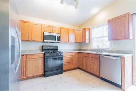 Tiny photo for 1101 Rader Run, Bloomington, IL 61704 (MLS # 12510869)