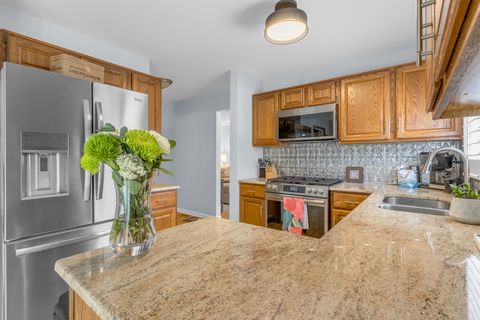 Tiny photo for 2828 Ashton Court, Westchester, IL 60154 (MLS # 12593459)