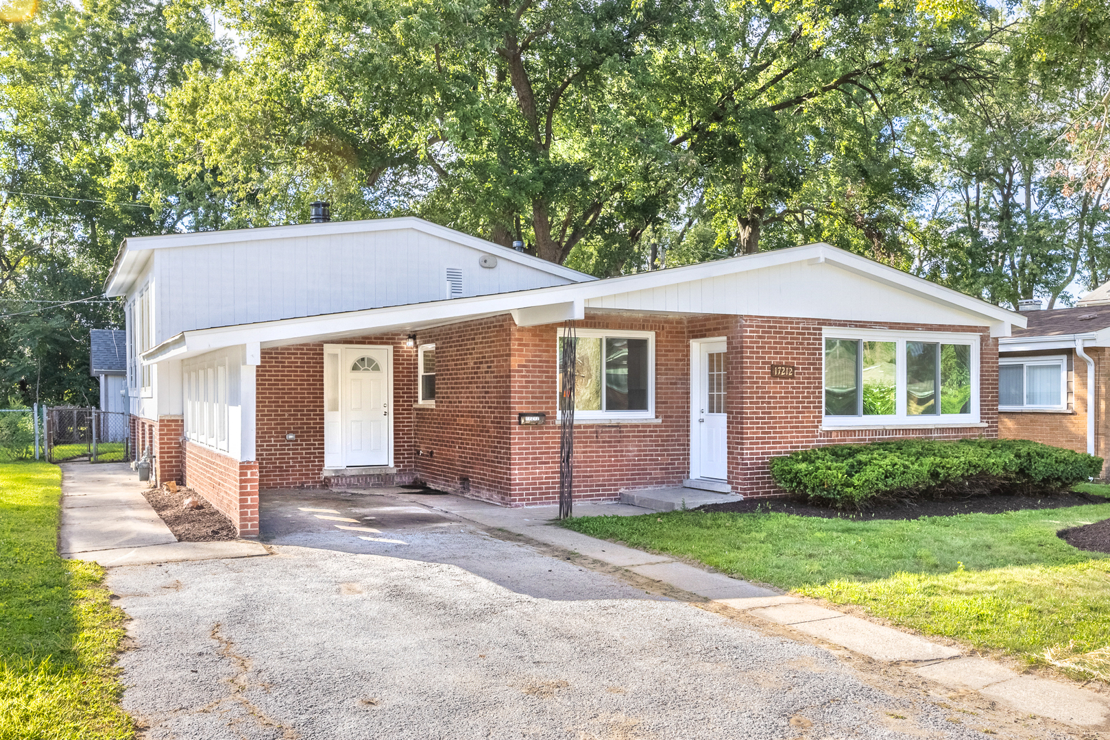 17212 Hawthorne Road