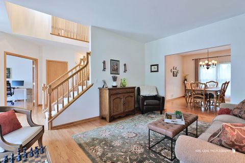 Tiny photo for 448 Kelly Lane, Crystal Lake, IL 60012 (MLS # 12668873)