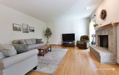 Tiny photo for 448 Kelly Lane, Crystal Lake, IL 60012 (MLS # 12668873)