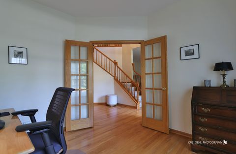 Tiny photo for 448 Kelly Lane, Crystal Lake, IL 60012 (MLS # 12668873)