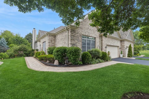Photo of 1017 Heron Way, Woodstock, IL 60098 (MLS # 12726292)