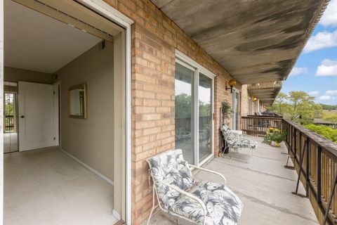 Tiny photo for 500 Redondo Drive #409, Downers Grove, IL 60516 (MLS # 12479718)
