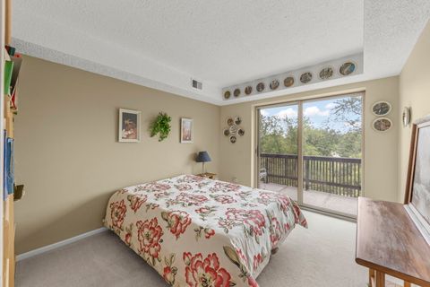 Tiny photo for 500 Redondo Drive #409, Downers Grove, IL 60516 (MLS # 12479718)