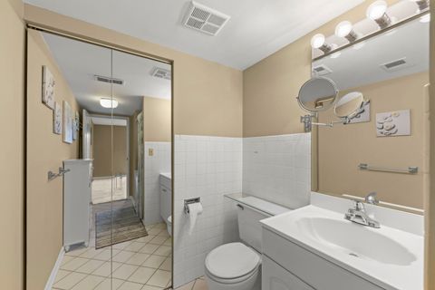 Tiny photo for 500 Redondo Drive #409, Downers Grove, IL 60516 (MLS # 12479718)