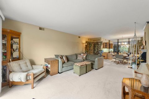 Tiny photo for 500 Redondo Drive #409, Downers Grove, IL 60516 (MLS # 12479718)