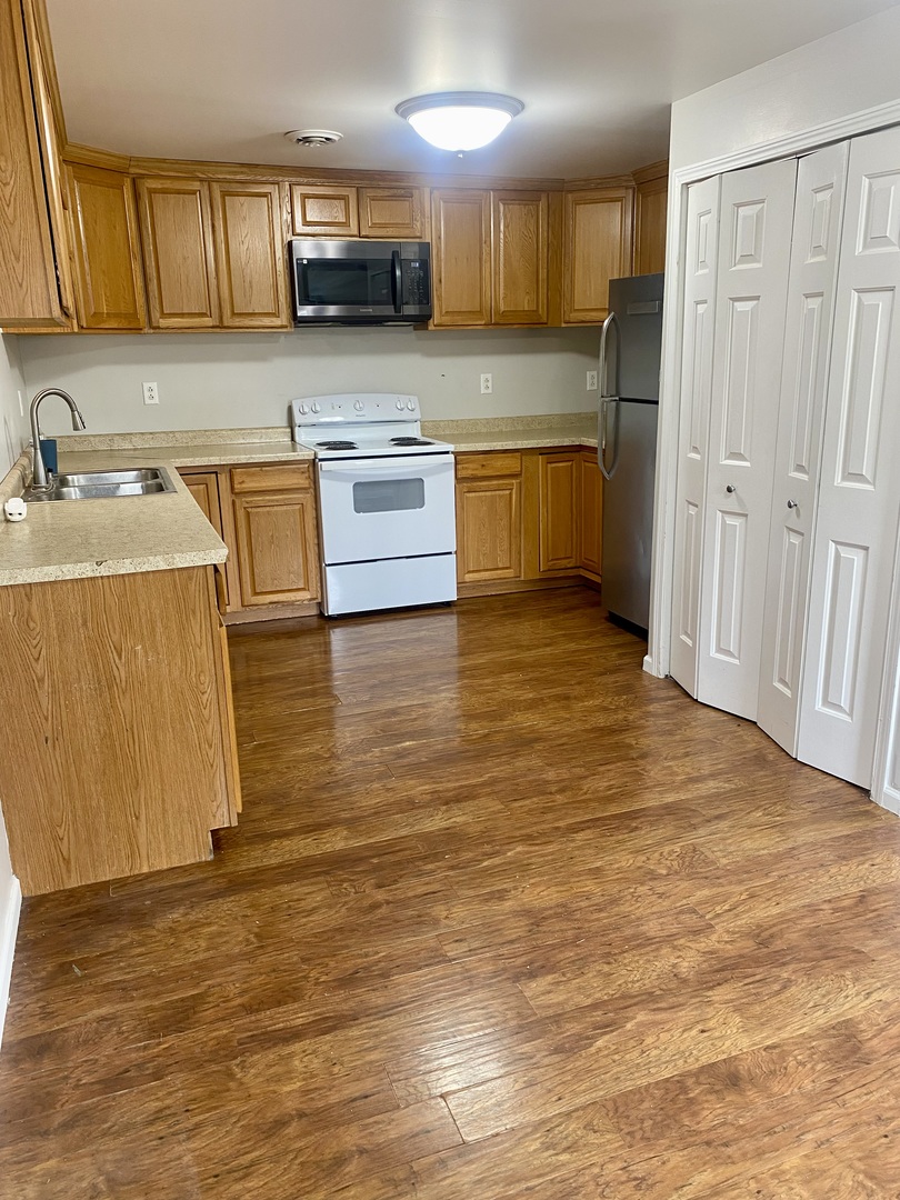 1110 Lincoln Highway