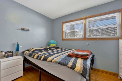 Tiny photo for 5360 N Lynch Avenue, Chicago, IL 60630 (MLS # 12530114)
