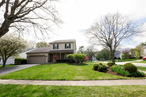 Photo of 608 Thackeray Lane, Fox River Grove, IL 60021 (MLS # 12742364)