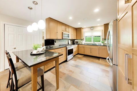 Tiny photo for 7 The Court Of Hidden Bay, Northbrook, IL 60062 (MLS # 12692161)