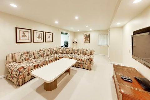 Tiny photo for 7 The Court Of Hidden Bay, Northbrook, IL 60062 (MLS # 12692161)