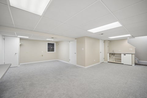 Tiny photo for 894 Thompson Boulevard, Buffalo Grove, IL 60089 (MLS # 12729052)