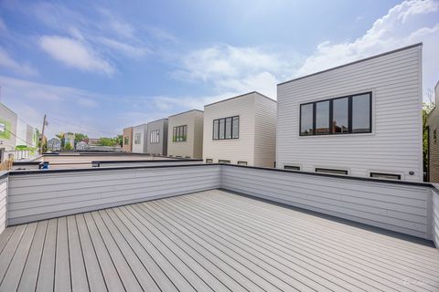 Tiny photo for 1634 W Wolfram Street, Chicago, IL 60657 (MLS # 12507844)