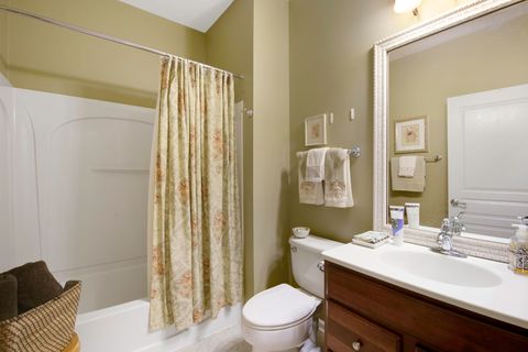 Tiny photo for 585 Tuscan View Drive, Elgin, IL 60124 (MLS # 12600423)