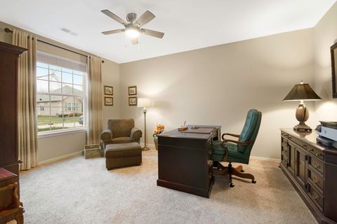 Tiny photo for 585 Tuscan View Drive, Elgin, IL 60124 (MLS # 12600423)