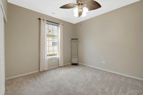 Tiny photo for 585 Tuscan View Drive, Elgin, IL 60124 (MLS # 12600423)