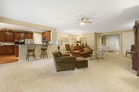 Tiny photo for 585 Tuscan View Drive, Elgin, IL 60124 (MLS # 12600423)