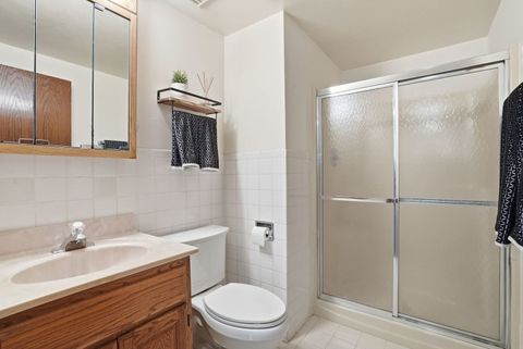 Tiny photo for 9S315 Cumnor Road, Downers Grove, IL 60516 (MLS # 12591486)