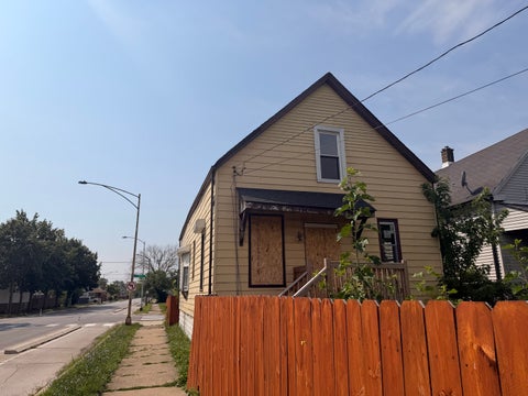 Tiny photo for 1400 W 72nd Place, Chicago, IL 60636 (MLS # 12725612)
