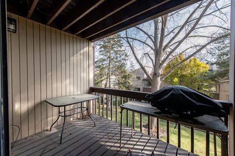 Tiny photo for 53 Oak Hill Colony #6, Fox Lake, IL 60020 (MLS # 12522725)