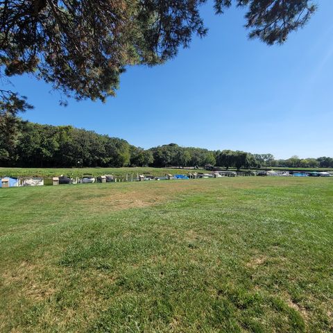 Tiny photo for 53 Oak Hill Colony #6, Fox Lake, IL 60020 (MLS # 12522725)