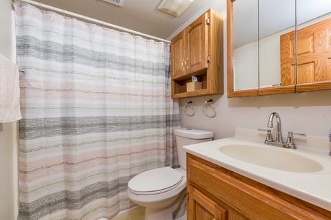 Tiny photo for 53 Oak Hill Colony #6, Fox Lake, IL 60020 (MLS # 12522725)