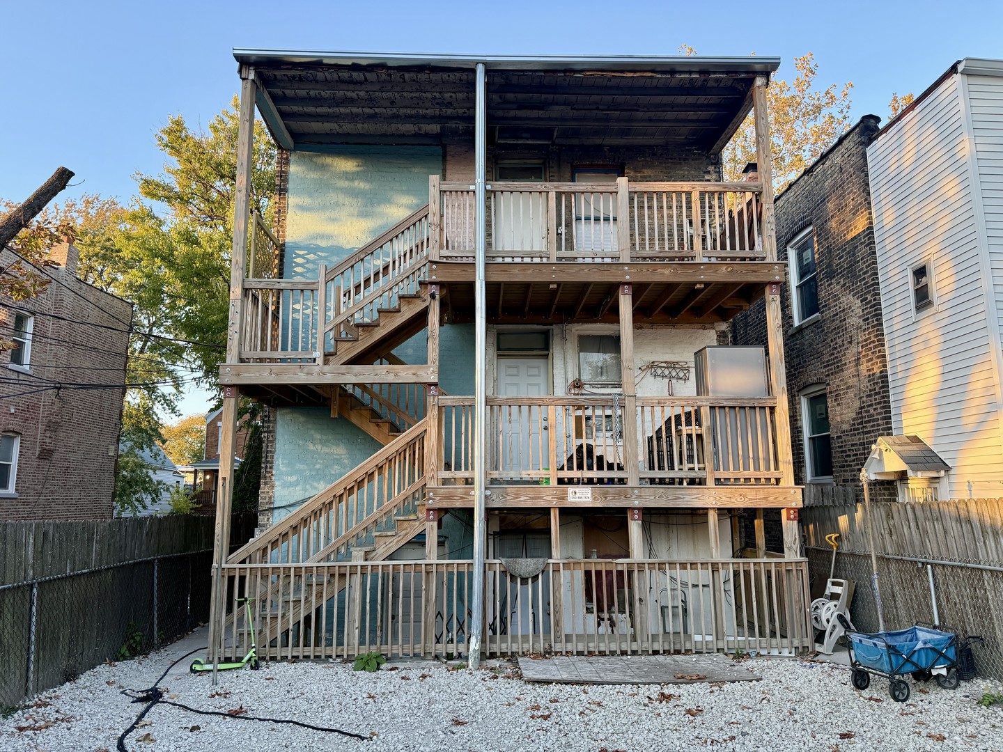 4425 W Cortez Street