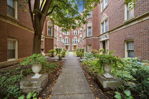 Tiny photo for 6135 N HOYNE Avenue #3, Chicago, IL 60659 (MLS # 12767990)