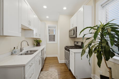 Tiny photo for 6135 N HOYNE Avenue #3, Chicago, IL 60659 (MLS # 12767990)