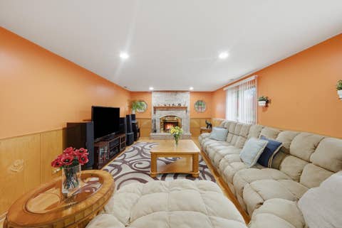 Tiny photo for 8600 Menard Avenue, Burbank, IL 60459 (MLS # 12732951)