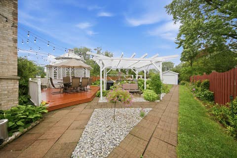 Tiny photo for 8600 Menard Avenue, Burbank, IL 60459 (MLS # 12732951)