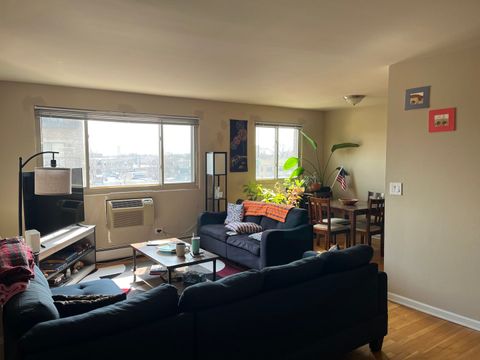 Tiny photo for 1415 W LUNT Avenue #511, Chicago, IL 60626 (MLS # 12664285)