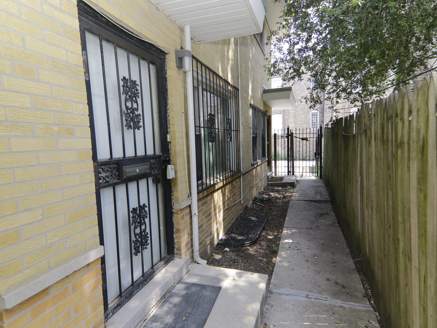 7251 S Ridgeland Avenue E