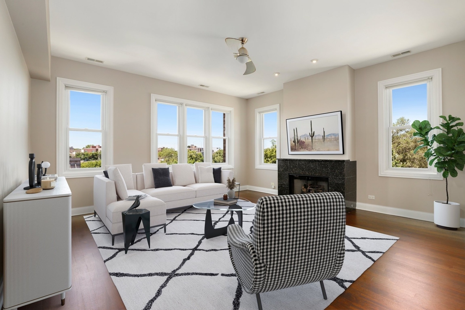 2243 N Lister Avenue 402