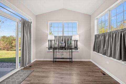 Tiny photo for 9111 Marks Court, Huntley, IL 60142 (MLS # 12630037)