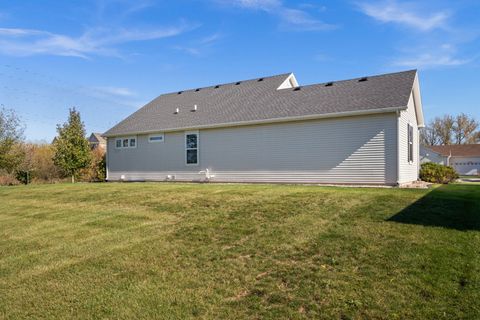 Tiny photo for 9111 Marks Court, Huntley, IL 60142 (MLS # 12630037)