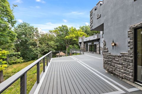 Tiny photo for 3 Saville Row Street, Barrington Hills, IL 60010 (MLS # 12500665)