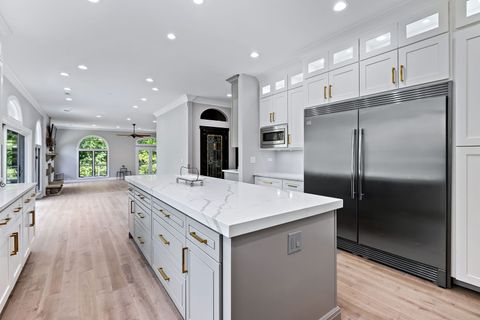 Tiny photo for 3 Saville Row Street, Barrington Hills, IL 60010 (MLS # 12500665)