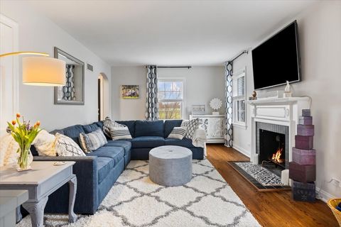 Tiny photo for 4335 Lee Street, Skokie, IL 60076 (MLS # 12617802)