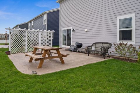 Tiny photo for 3764 St James Court, Elgin, IL 60124 (MLS # 12606058)