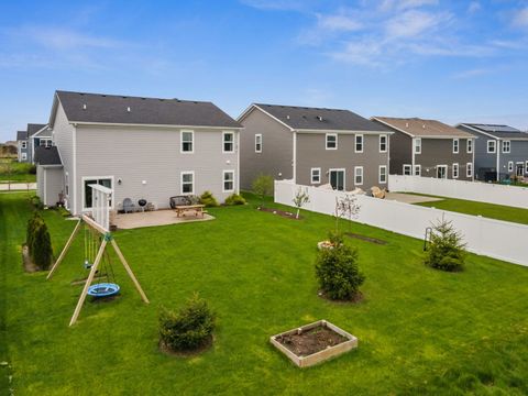 Tiny photo for 3764 St James Court, Elgin, IL 60124 (MLS # 12606058)