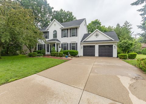 Photo of 2709 8TH Street Court, Moline, IL 61265 (MLS # 12672786)
