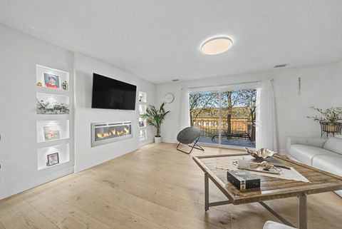 Tiny photo for 4050 Dundee Road #209, Northbrook, IL 60062 (MLS # 12619476)