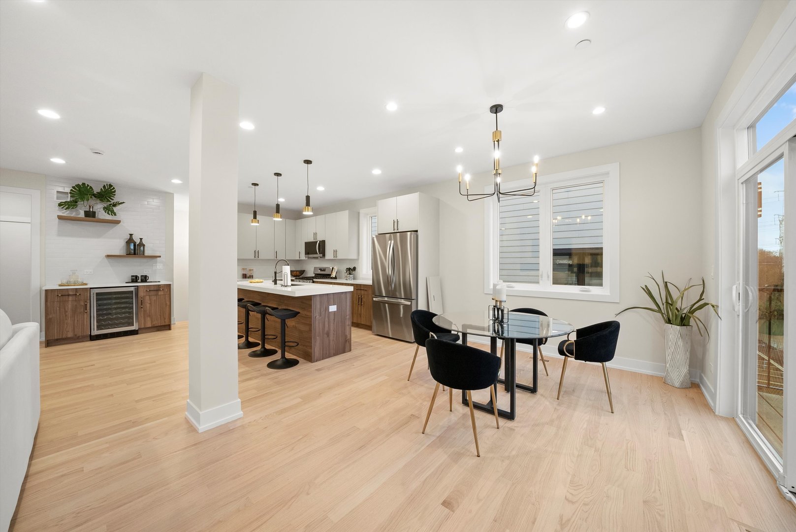 22W144 59th Street