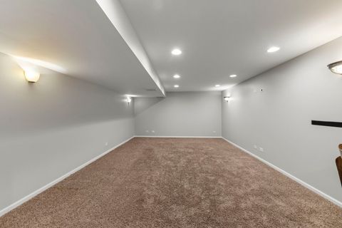 Tiny photo for 812 Metropolitan Avenue, Bolingbrook, IL 60490 (MLS # 12469920)
