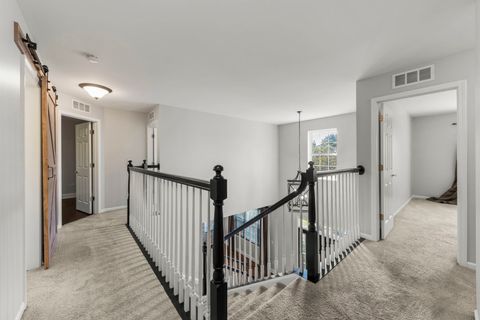 Tiny photo for 812 Metropolitan Avenue, Bolingbrook, IL 60490 (MLS # 12469920)