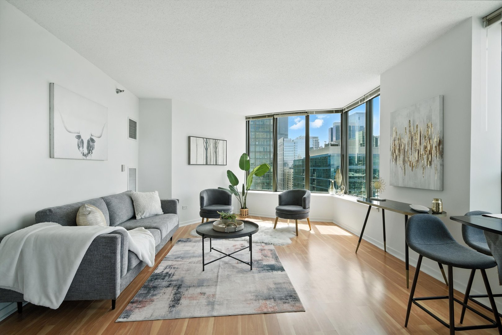 400 N La Salle Drive 2908