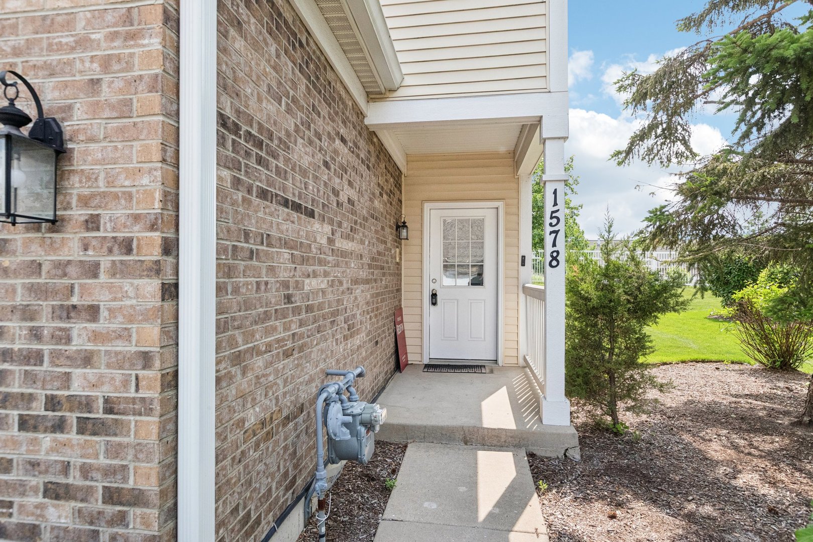 1578 Glacier Circle